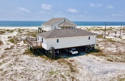 Dauphin Island House | The South 40 | Perfect for small family. Fall break open