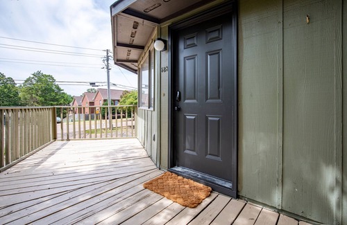 Oxford Condo | The Speak Easy, 2BR Condo by Velvet Ditch Villas