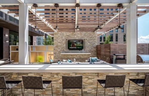 Reston Apartment | The Spectrum at RTC Nearby | High Speed Internet | Fairfax