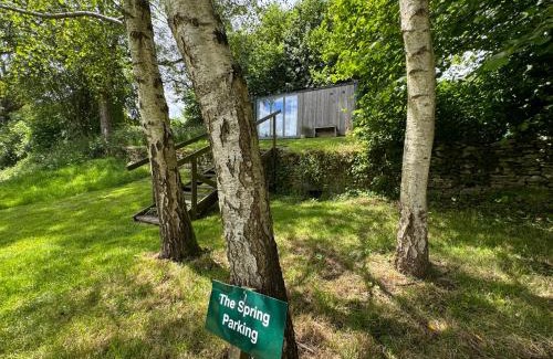 Slad House | The Spring Slad Valley Cotswolds