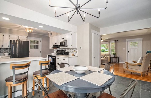 Harters Heights House | The St Joe, 2 blocks from Notre Dame Ave!