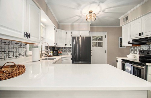 Harters Heights House | The St Joe, 2 blocks from Notre Dame Ave!