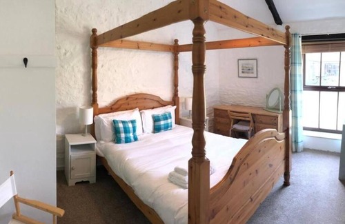 Saint Gennys House | The Stables - Crackington Haven Cornwall