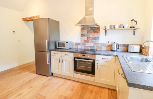 Stanfield Cottage | THE STABLES, family friendly in Willow Grange Barns, Stanfield