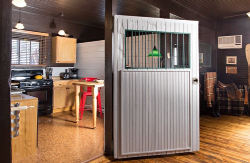 Lincoln Park House | The Stables In The Carriage House