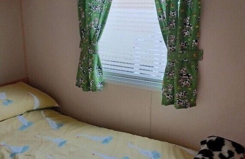 Towyn Cabin | The Static CowAvan Towyn