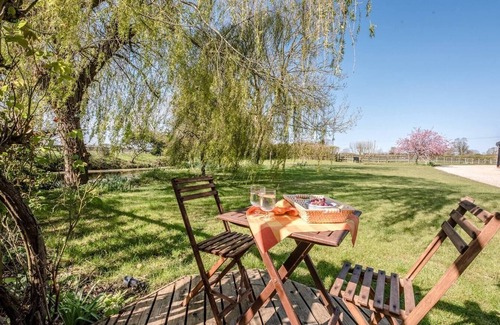 Woodbridge House | The Studio, Ivy Lodge Barn, Hoo