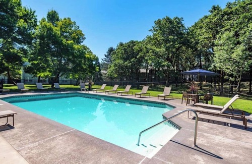 Corvallis Apartment | The Study; a Summer Retreat