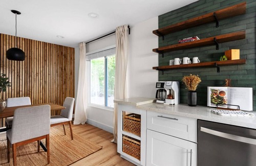 Georgian Acres House | The Stylish Austin Hideaway | Great for Families | Cowboy Pool