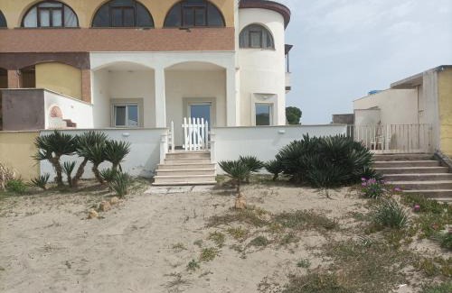 Torvaianica Apartment | the suite on the beach
