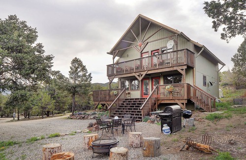 Salida Cabin | The Sunset House- Your perfect Rocky Mountain Getaway!