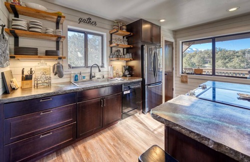 Salida Cabin | The Sunset House- Your perfect Rocky Mountain Getaway!