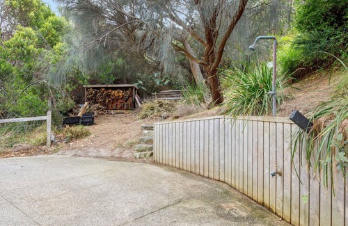 Eastern View House | The Surf Spot - Absolute beach front