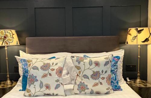 Muxton Hotel | The Sutherland