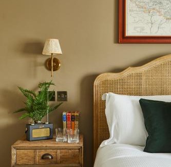Shipham Hotel | The Swan Inn