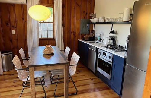 Dennis Port Cottage | The Sweet Retreat - Less than 1/2 mile to Dennis Port beaches