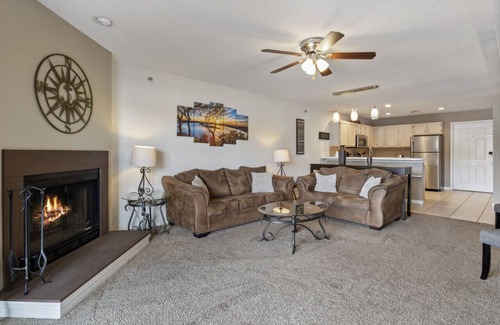 Osage Beach Condo | The Sweet Retreat - Pools, Beach and More!