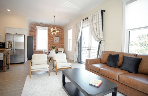 Highland Apartment | The Swiss Post Apartment A