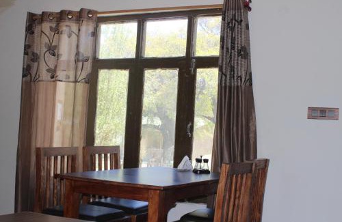 Hunder Hotel | The Sylvan Hut
