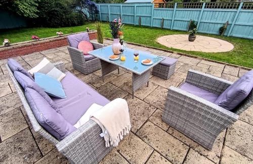 Darlington House | The Tansley Gardens
