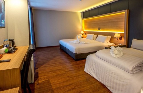 Downtown Hat Yai Hotel | The Three Hat Yai