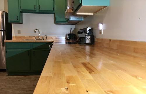 Wilmore Apartment | The Traveler's Loft- Wilmore & Lexington- good for long-term stays