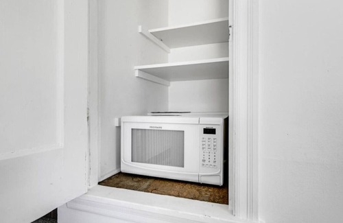 Parkesburg House | The Travelers Havens