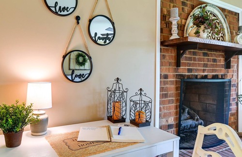 Lexington - Salisbury House | 'The Travis House at Lantern Springs' on Farm!