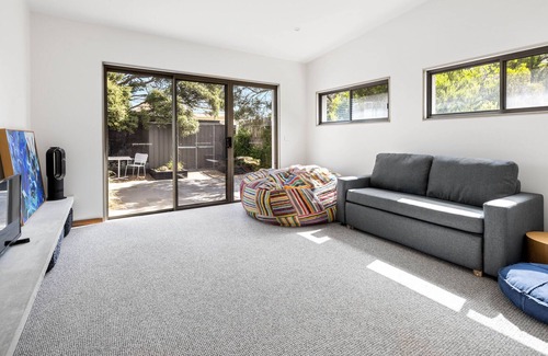 Fingal House | The Tree House By The Beach