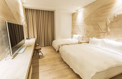 Cianjin District Hotel | The Tree House