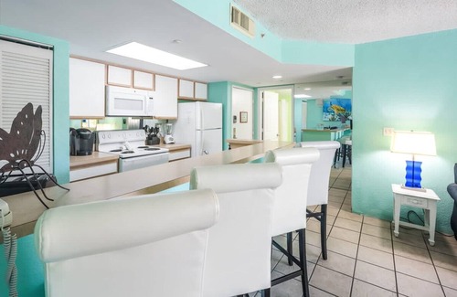 Key West Apartment | The Trinidad by Brightwild Pool View Parking