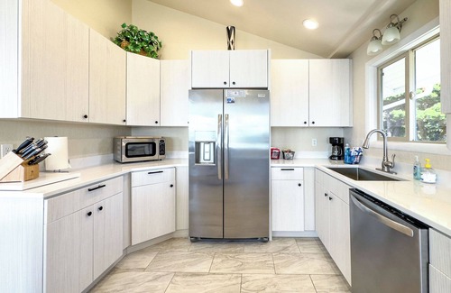Bandon House | The Triton: Near Bandon Dunes Golf Resort with miles of sandy beach