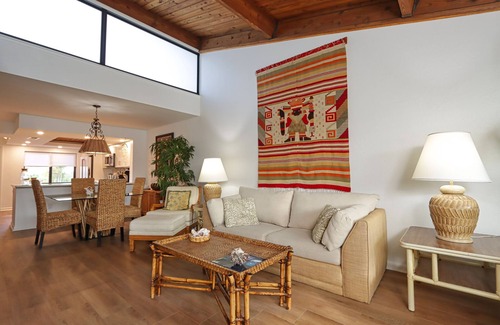 Sanibel Condo | The Tropical Penthouse, Our Beautiful Family Home, Newly Remodeled 2024