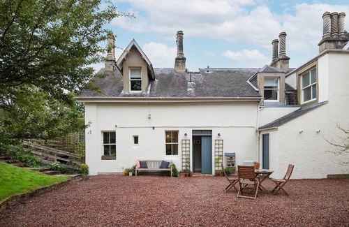 St Boswells House | The Trouthouse - sleeping 6 guests in three bedrooms