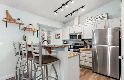 Southeast Boise House | The Ulex by Host Boise - Cozy 3 Bed in SE Boise by Simplot Sports Complex