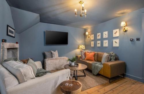 Dunblane House | The Unique Cathedral Hideaway