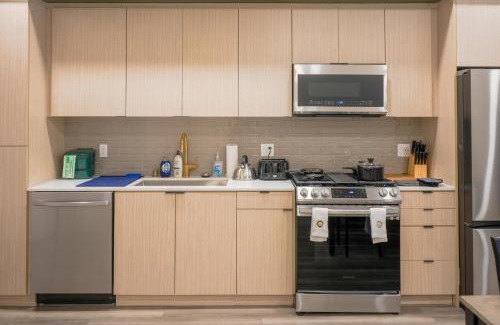 Arts District Apartment | The Upper Rooms