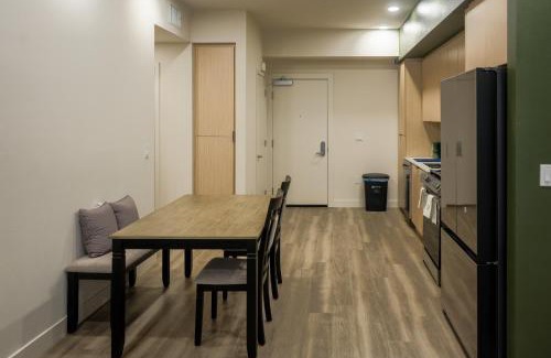 Arts District Apartment | The Upper Rooms