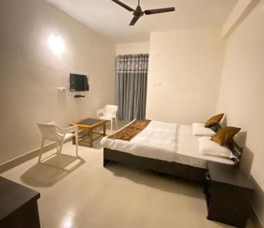 Sualkuchi Hotel | The Urban Escape