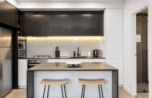 Williamstown Apartment | The Urban Suite With Free WiFi