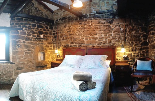 Villar de Pineres Cottage | The Vallicuerra - The Carbayu