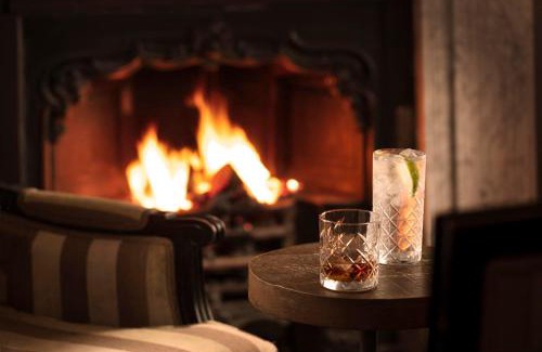 Bamburgh Hotel | The Victoria Hotel