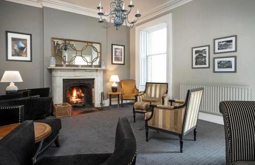 Bamburgh Hotel | The Victoria Hotel
