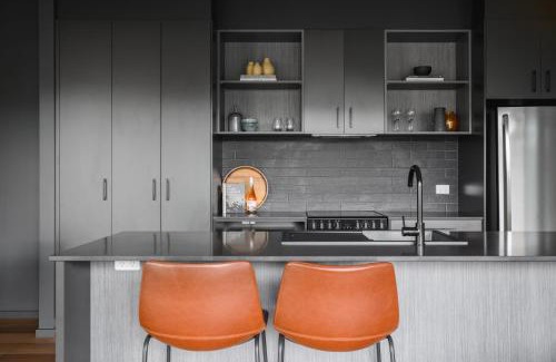 Bright Apartment | The View Bright - Apartment 1