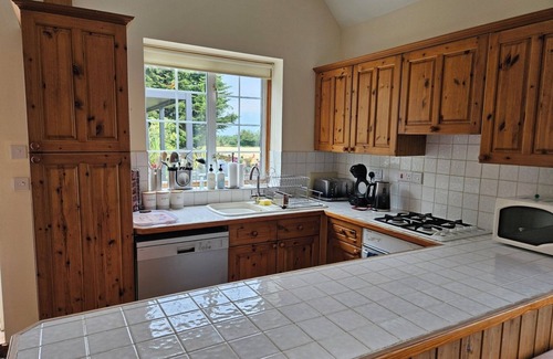 Graveney Cottage | 'the View @ Yaldings' 1 Bedroom Cottage With Stunning Views, Sleeps 4