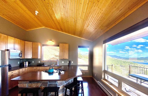 Twin Lakes House | The ViewHaus at Twin Lakes