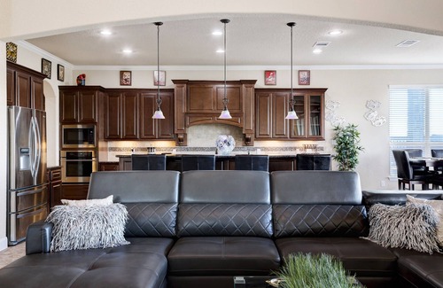 Helotes House | The Views are for Miles!