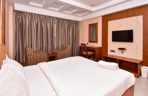 Central Chennai Hotel | The Vijay Park, Madhavaram