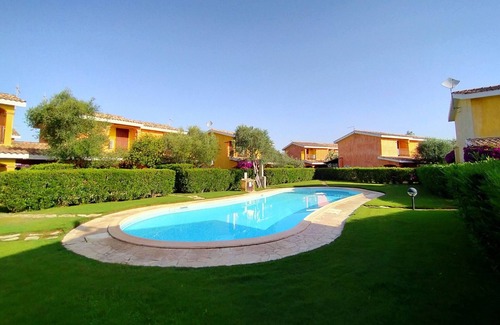 Sant'Anna Arresi House | the villa of Borgo Cala Giuncu PORTO PINO