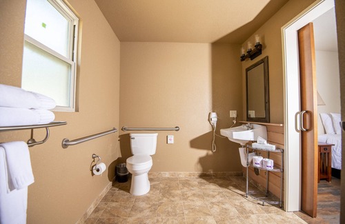 Mill Creek Hotel | The Village at Highlands Ranch